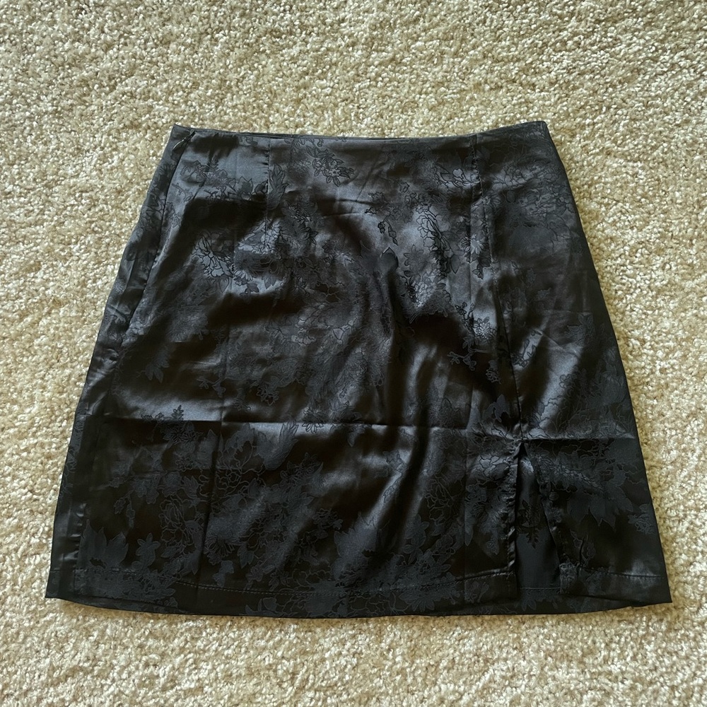 SILK SKIRT